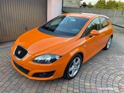 Pomarańczowy Używany 2009 Seat Leon Hatchback | 18 300 zł (Uczciwa cena)