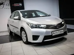 Biały Używany 2015 Toyota Corolla Sedan/Limuzyna | 42 900 zł (Dobra cena)