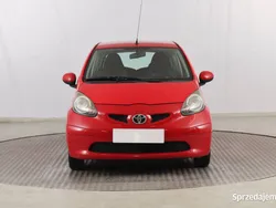 Czerwony Używany 2005 Toyota Aygo Hatchback | 6999 zł (Uczciwa cena)