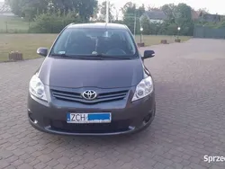 Srebrny Używany 2010 Toyota Auris Hatchback | 15 900 zł (Dobra cena)