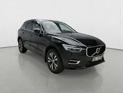 Czarny Używany 2020 Volvo XC60 SUV | 125 091 zł (Uczciwa cena)