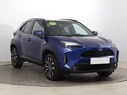 Niebieski Używany 2022 Toyota Yaris Cross SUV | 99 999 zł (Uczciwa cena)