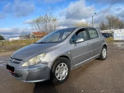 Szary Używany 2004 Peugeot 307 Hatchback | 4300 zł