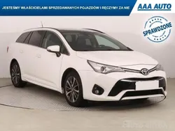 Biały Używany 2015 Toyota Avensis | 38 999 zł (Uczciwa cena)