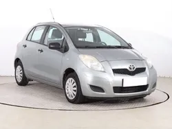 Srebrny Używany 2011 Toyota Yaris Hatchback | 14 999 zł (Dobra cena)