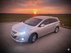 Srebrny Używany 2012 Hyundai i40 Kombi | 22 100 zł (Uczciwa cena)