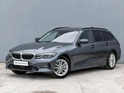 Szary mineralny metalizowany Używany 2021 BMW 330 Advantage Kombi | 149 900 zł (Dobra cena)