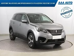 Szary Używany 2018 Peugeot 5008 Minivan | 66 999 zł (Uczciwa cena)
