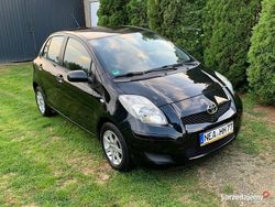 Czarny Używany 2009 Toyota Yaris Hatchback | 14 900 zł (Uczciwa cena)