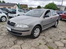 Beżowy Używany 2008 Skoda Octavia Hatchback | 16 900 zł (Dość drogi)
