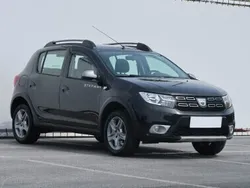 Czarny Używany 2019 Dacia Sandero Hatchback | 39 499 zł (Uczciwa cena)