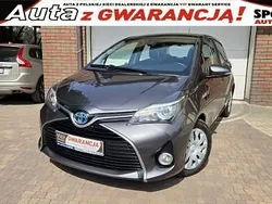 Grafitowy (metalik, perła) Używany 2017 Toyota Yaris Hybrid Premium Hatchback | 48 900 zł (Uczciwa cena)