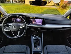 Inny kolor Używany 2021 VW Golf VIII Kombi | 78 500 zł (Uczciwa cena)