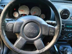 Zielony Używany 2003 Jeep Cherokee SUV | 15 900 zł