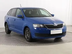 Niebieski Używany 2018 Skoda Rapid Hatchback | 34 999 zł (Uczciwa cena)