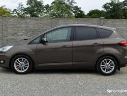 Brązowy (metalik) Używany 2015 Ford C-MAX Minivan | 41 800 zł (Uczciwa cena)