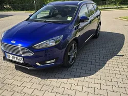 Niebieski Używany 2014 Ford Focus Kombi | 32 900 zł (Dobra cena)