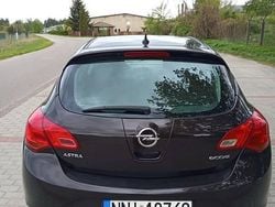 Używany 2013 Opel Astra Hatchback | 16 800 zł (Uczciwa cena)
