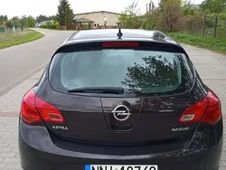 Używany 2013 Opel Astra Hatchback | 18 200 zł (Uczciwa cena)
