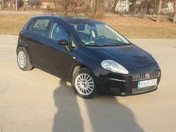 Używany 2009 Fiat Grande Punto Hatchback | 8900 zł (Uczciwa cena)