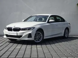 Biel alpejska Używany 2023 BMW 320 Shadowline Sedan/Limuzyna | 179 900 zł (Dość drogi)