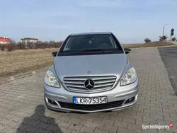 Srebrny Używany 2007 Mercedes B180 Minivan | 12 900 zł (Uczciwa cena)