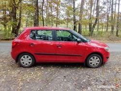 Czerwony Używany 2012 Skoda Fabia Hatchback | 16 000 zł (Dobra cena)