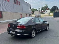 Brązowy Używany 2011 VW Passat Sedan/Limuzyna | 21 500 zł (Uczciwa cena)