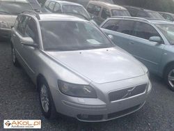 Srebrny (metalik) Używany 2007 Volvo V50 Kombi | 41 929 zł