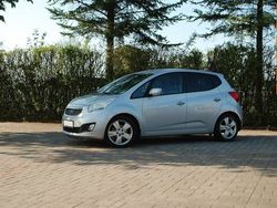 Srebrny (metalik) Używany 2010 Kia Venga 2 Hatchback | 17 900 zł (Uczciwa cena)