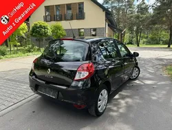 Czarny Używany 2011 Renault Clio II Hatchback | 13 990 zł (Uczciwa cena)