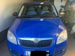 Niebieski Używany 2008 Skoda Fabia Hatchback | 11 500 zł (Dość drogi)