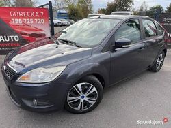 Granatowy Używany 2010 Ford Focus Hatchback | 13 999 zł (Uczciwa cena)