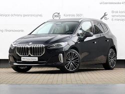 Czarny szafir metalizowany Używany 2024 BMW 218 Active Tourer Luxury Line Minivan | 139 900 zł (Uczciwa cena)