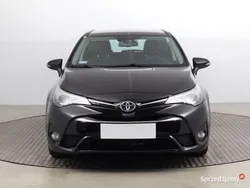 Czarny Używany 2018 Toyota Avensis Kombi | 52 999 zł (Uczciwa cena)