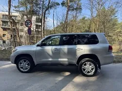 Srebrny Używany 2009 Toyota Land Cruiser SUV | 130 000 zł