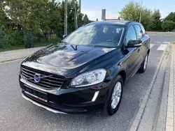 Inny kolor Używany 2016 Volvo XC60 SUV | 73 700 zł (Uczciwa cena)