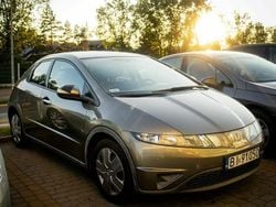 Srebrny Używany 2006 Honda Civic Hatchback | 13 200 zł (Dobra cena)