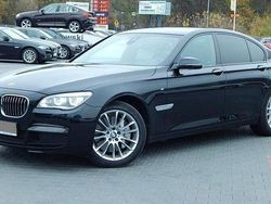 Czarny (metalik) Używany 2014 BMW 750 Sedan/Limuzyna | 428 000 zł