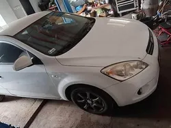 Biały Używany 2008 Kia ProCeed Hatchback | 7000 zł