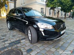 Używany 2015 Volvo XC60 SUV | 61 900 zł (Uczciwa cena)