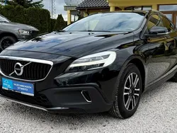 Czarny Używany 2019 Volvo V40 CC Kombi | 61 900 zł (Uczciwa cena)