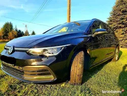 Czarny Używany 2020 VW Golf VIII Style Kombi | 88 000 zł (Dość drogi)