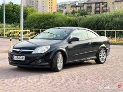 Czarny Używany 2010 Opel Astra Cabriolet Kabriolet | 12 999 zł
