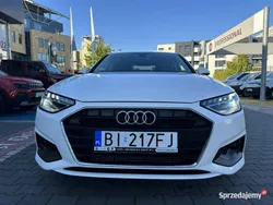 Biały Używany 2021 Audi A4 Comfort Sedan/Limuzyna | 131 900 zł