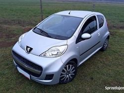 Srebrny Używany 2008 Peugeot 107 Hatchback | 9999 zł (Uczciwa cena)