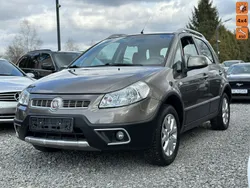 Brązowy Używany 2010 Fiat Sedici SUV | 31 700 zł (Dość drogi)