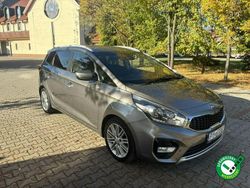 Szary Używany 2018 Kia Carens Minivan | 46 700 zł