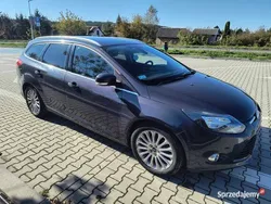 Grafitowy Używany 2014 Ford Focus Titanium Kombi | 29 700 zł (Uczciwa cena)