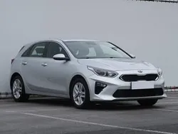 Srebrny Używany 2018 Kia Ceed Hatchback | 38 999 zł (Uczciwa cena)